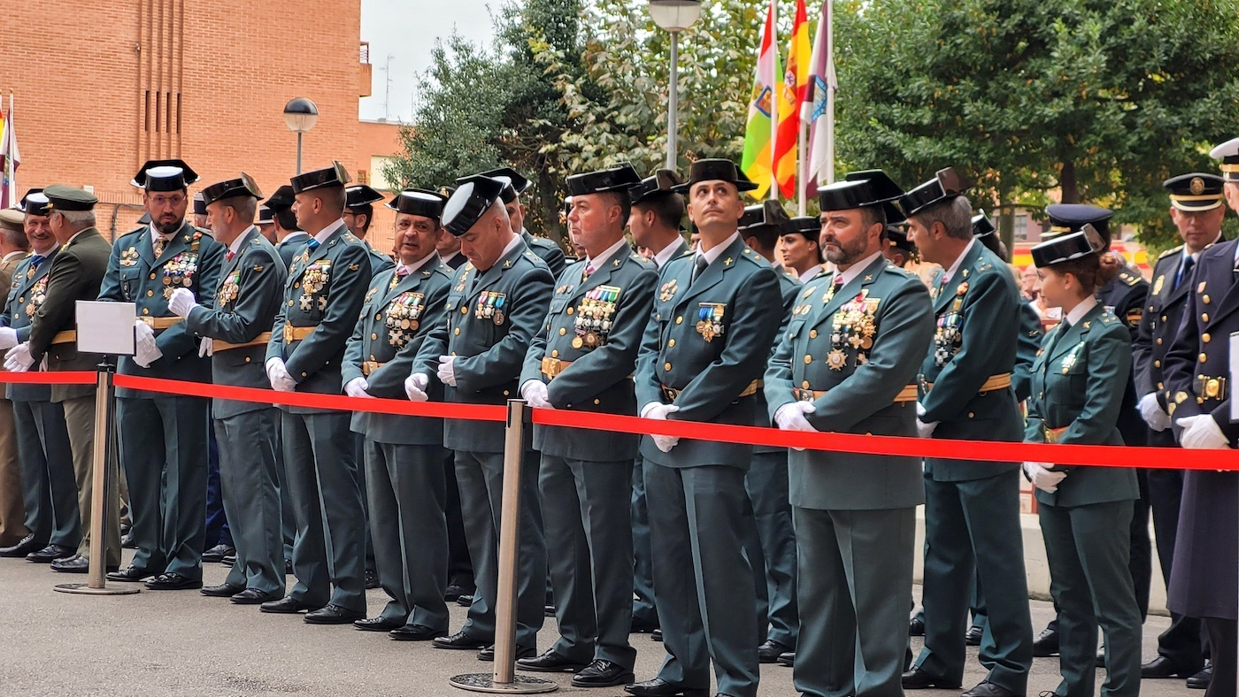 Galer A Las Im Genes Del D A De La Guardia Civil En Logro O