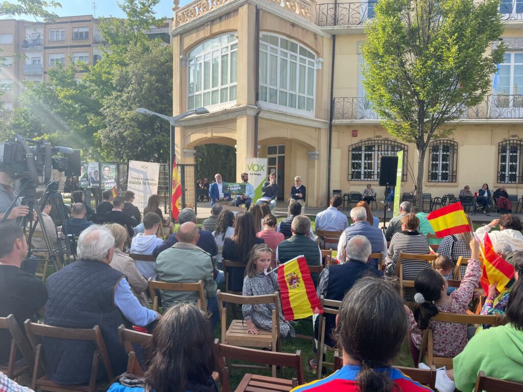 Garc A Gallardo Arropa A Alda El M Hay Que Llenar Las Urnas De Vox