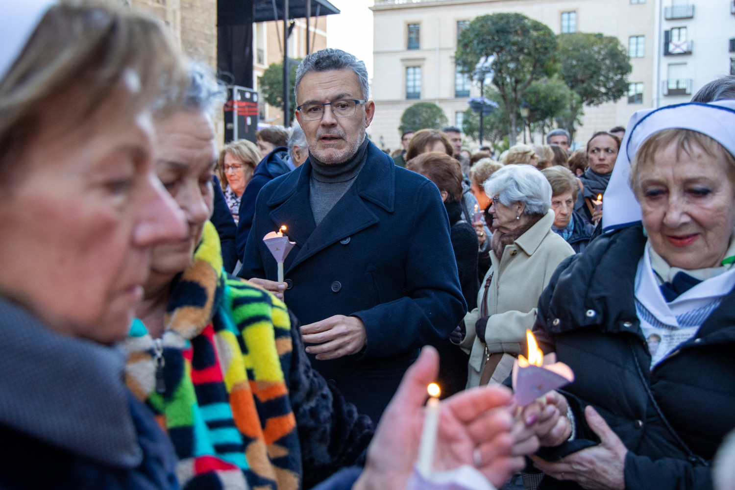 La Procesi N De Las Antorchas Ilumina Logro O En Honor A La Virgen De