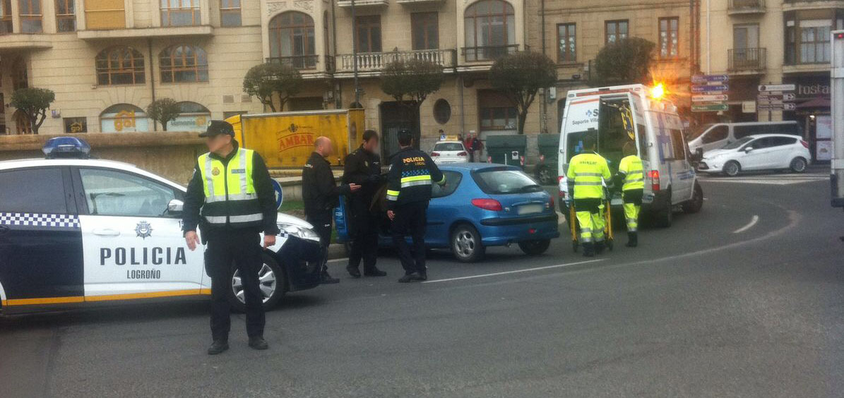 accidente-rotonda-alferez-provisional-24-febrero
