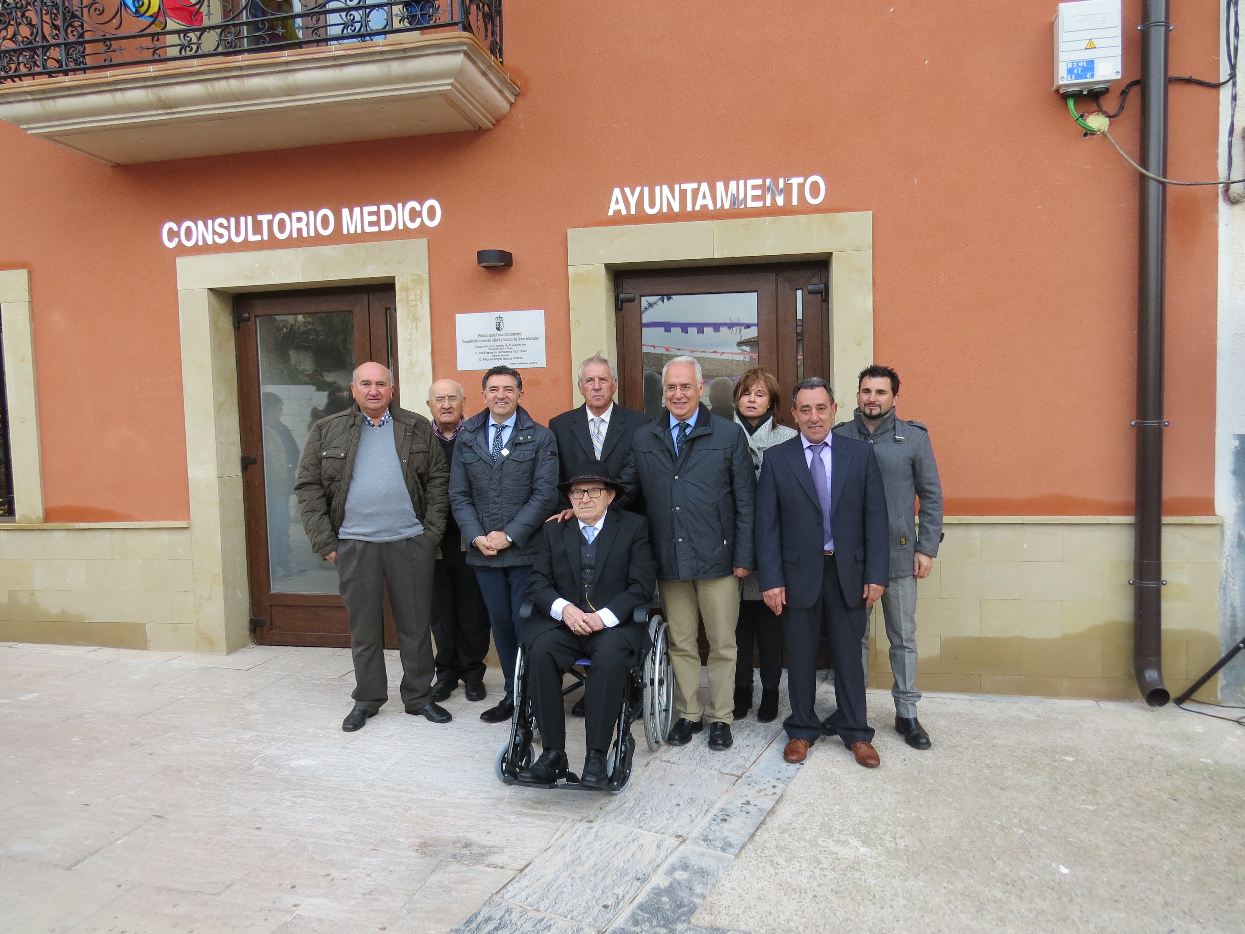 Inauguración del nuevo ayuntamiento de Alesón (2016) | Foto: Gobierno de La Rioja