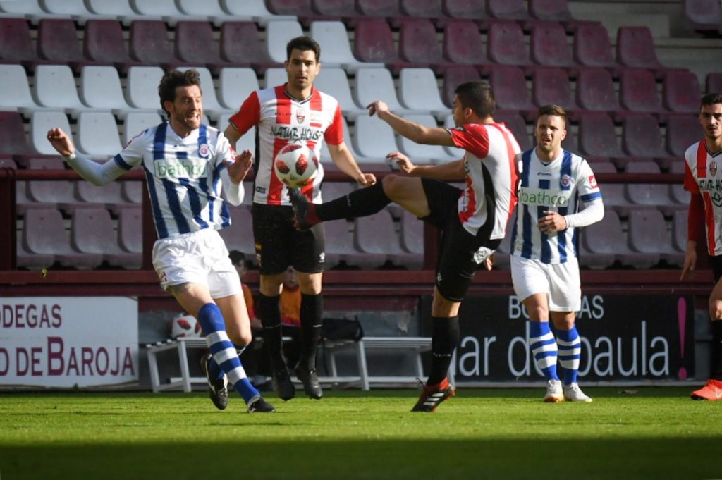 UD Logroñés - Gimnástica de Torrelavega | Foto: Eduardo del Campo