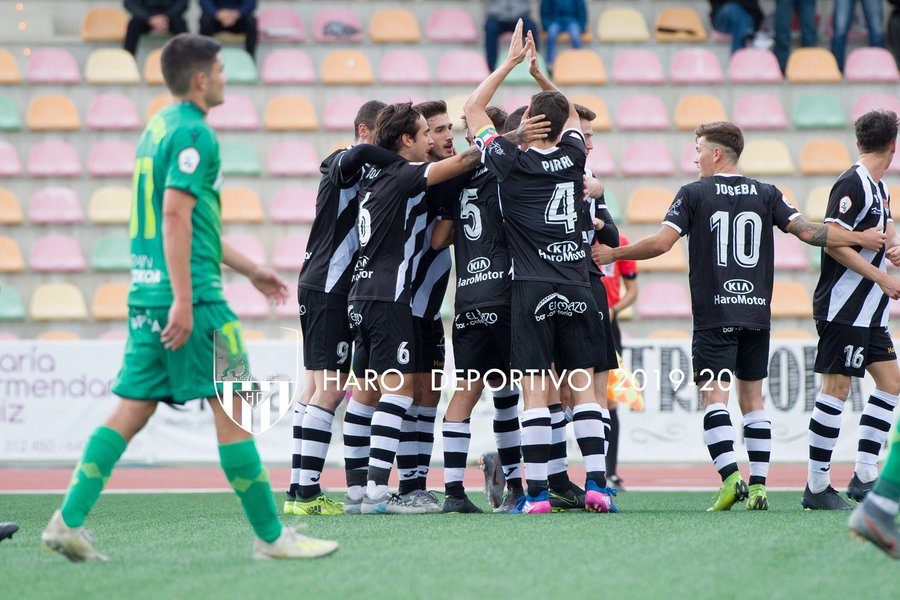 El Haro Aprovecha El Fútbol Aéreo Y Tumba A La Real Sociedad B