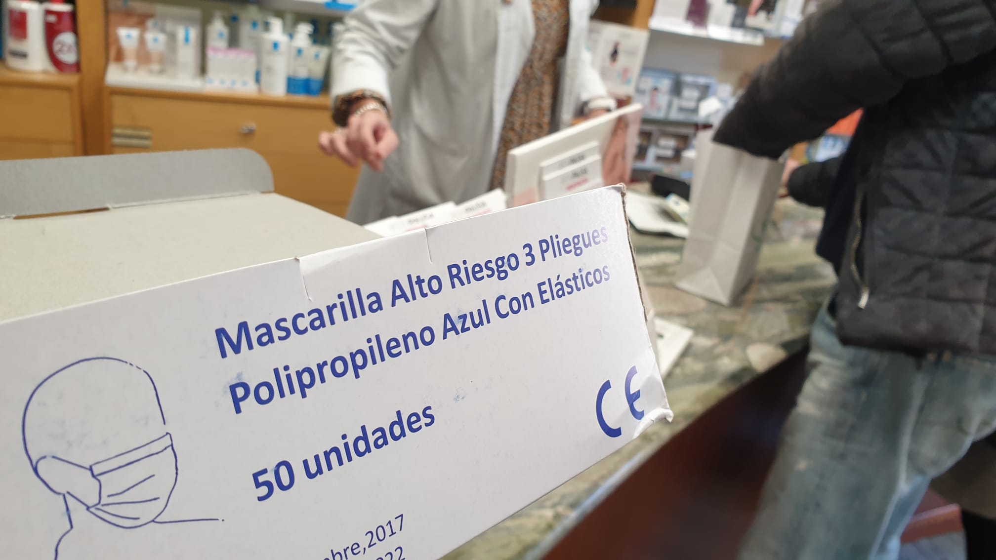 Sanidad establece en 0,96 euros el PVP de las mascarillas quirúrgicas