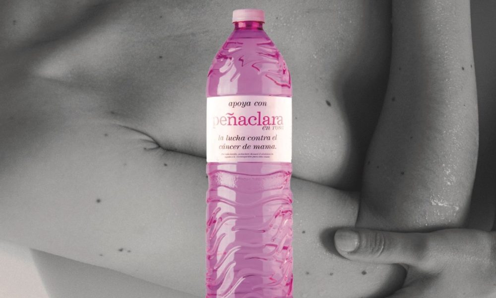 Peñaclara dyes its breast cancer bottles pink again