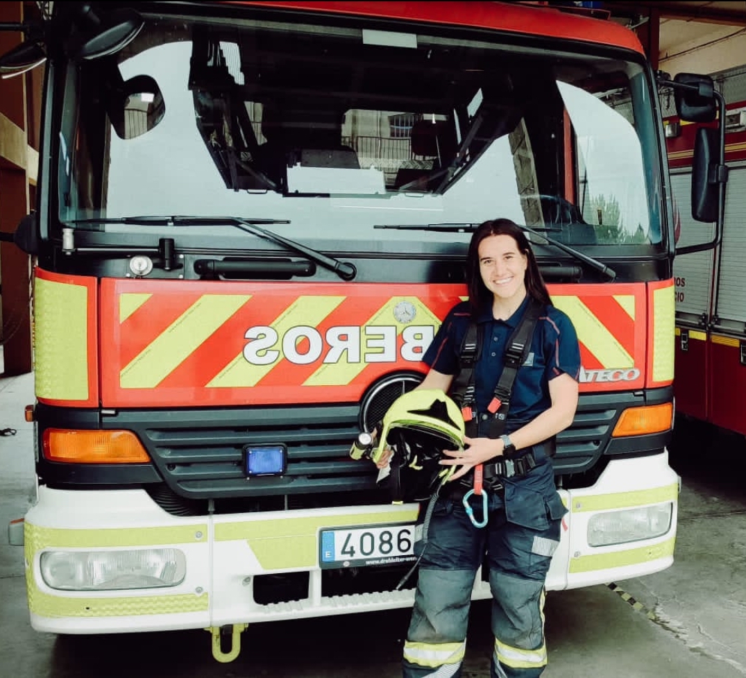 Espero ser la primera de muchas más mujeres en el cuerpo de bomberos