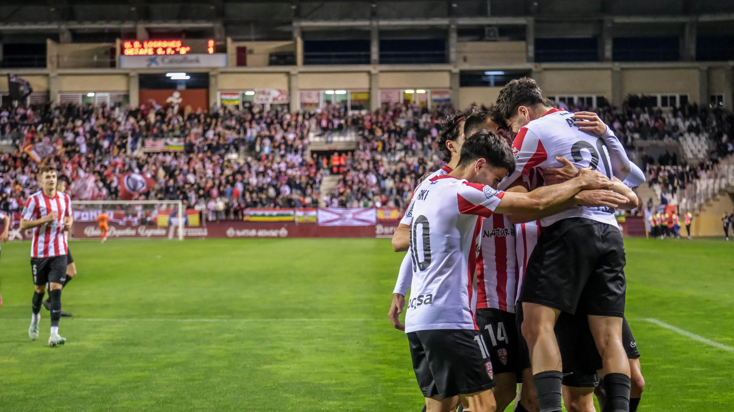 Celebración de la UD Logroñés durante la fase de ascenso